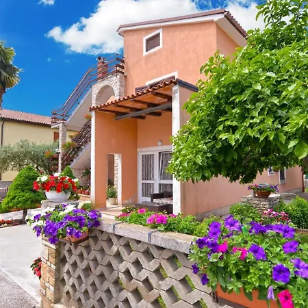 Apartment Fuer 5 Personen Ca 55 Qm In Novigrad, Istrien Istrische Riviera